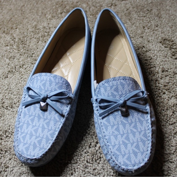 Michael Kors Shoes - Women's Juliette Moccasin Loafer Flats Women's size 8m new!!! Discontinued Color